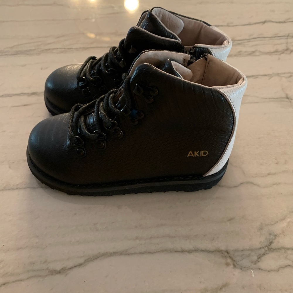AKID black and white boots